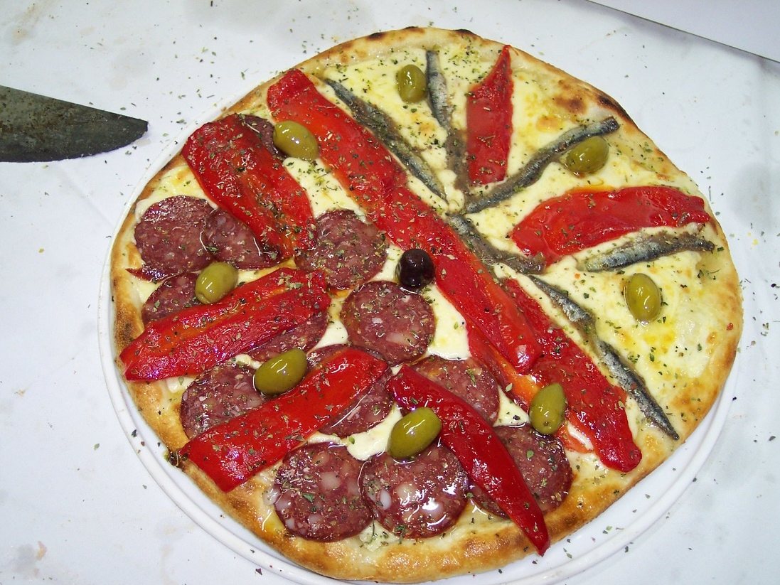 pizza Calabresa